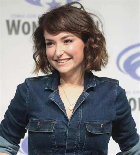 Milana Vayntrub Body Measurements Height Weight 